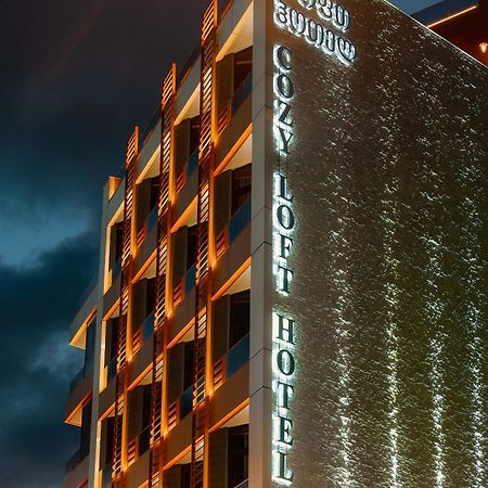 Cozy Loft Hotel Batumi Bagian luar foto