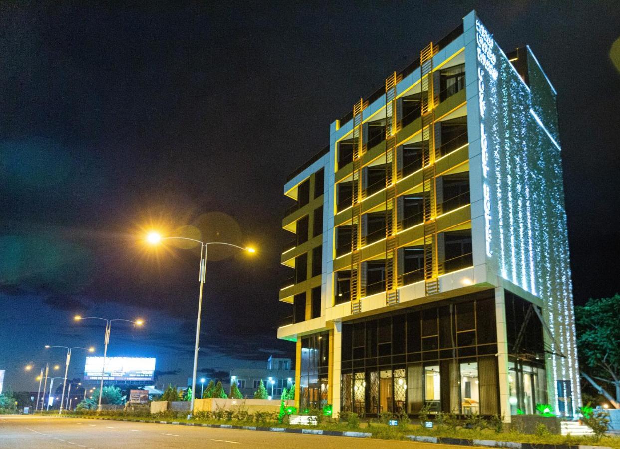 Cozy Loft Hotel Batumi Bagian luar foto