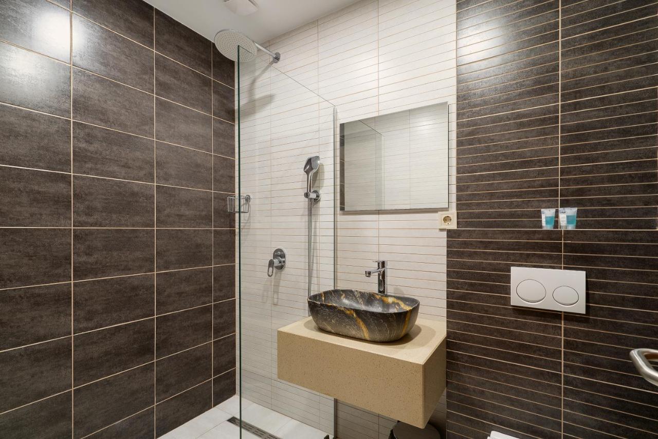 Cozy Loft Hotel Batumi Bagian luar foto