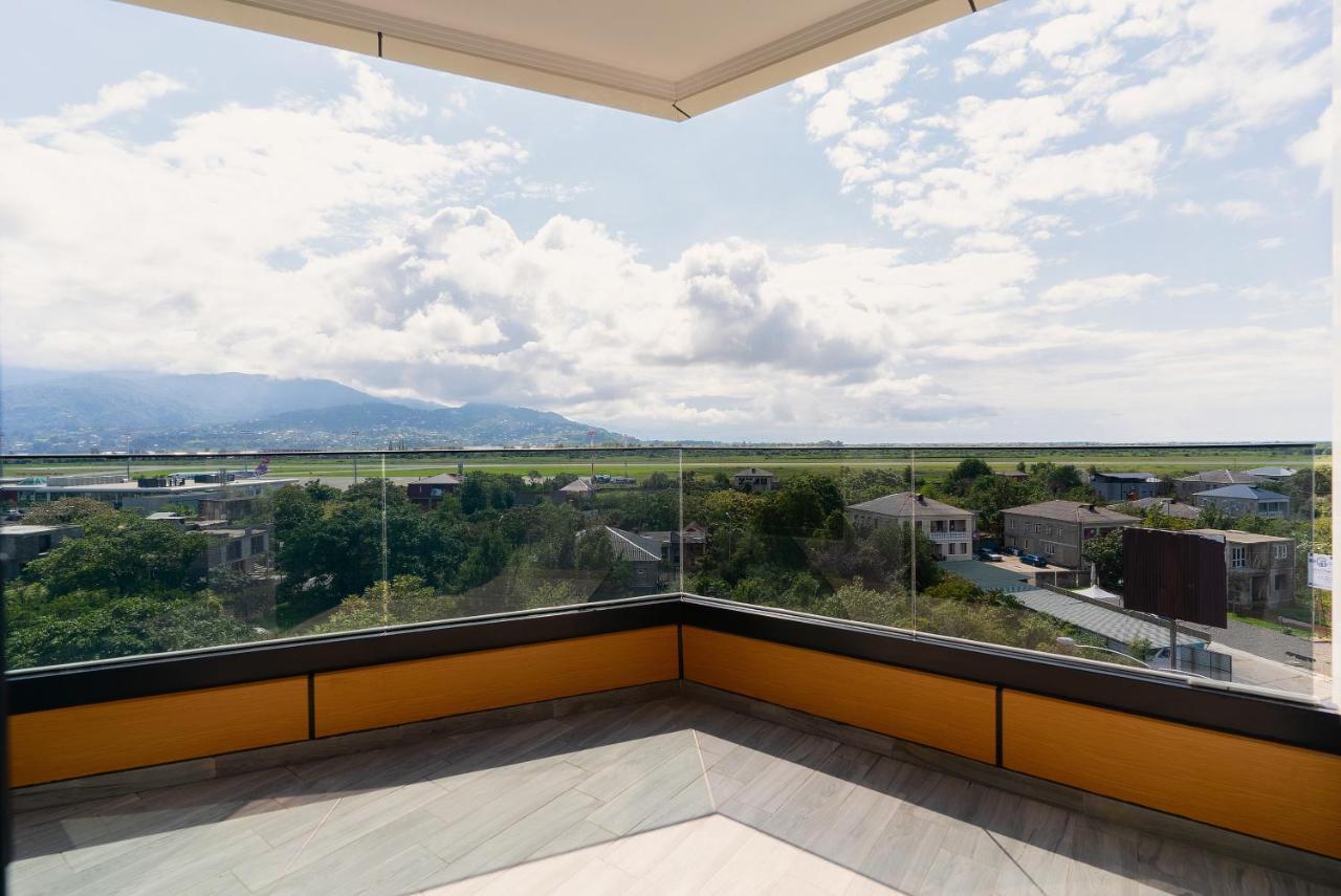 Cozy Loft Hotel Batumi Bagian luar foto