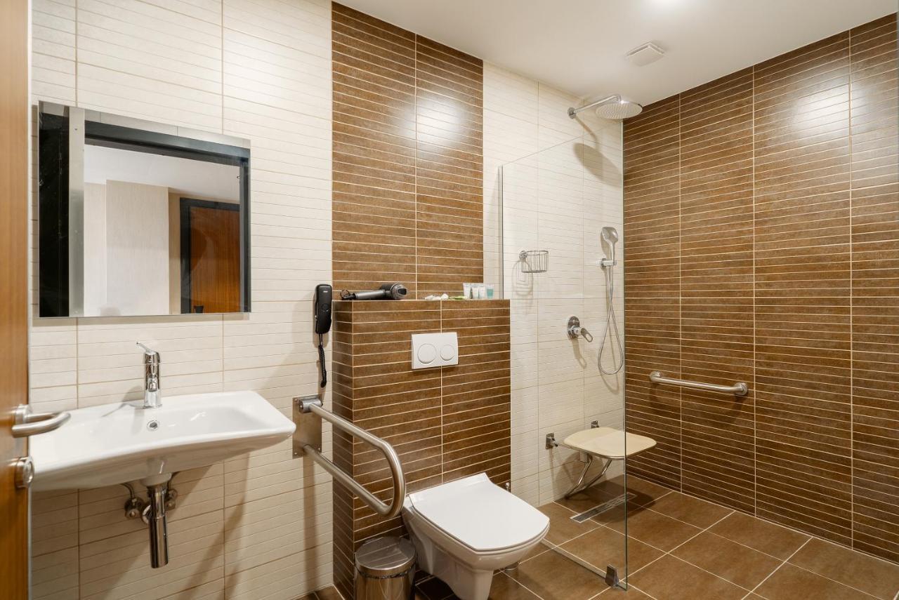 Cozy Loft Hotel Batumi Bagian luar foto