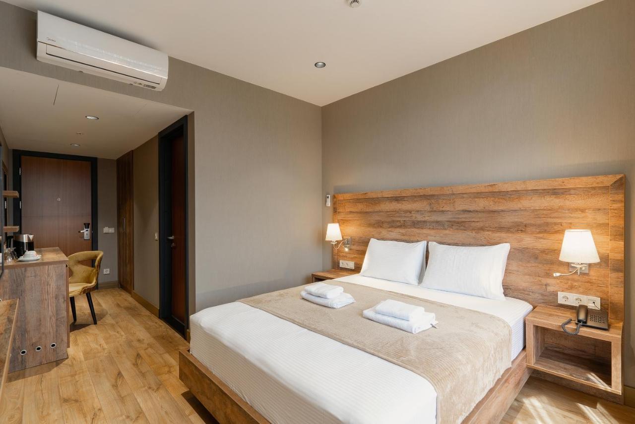 Cozy Loft Hotel Batumi Bagian luar foto