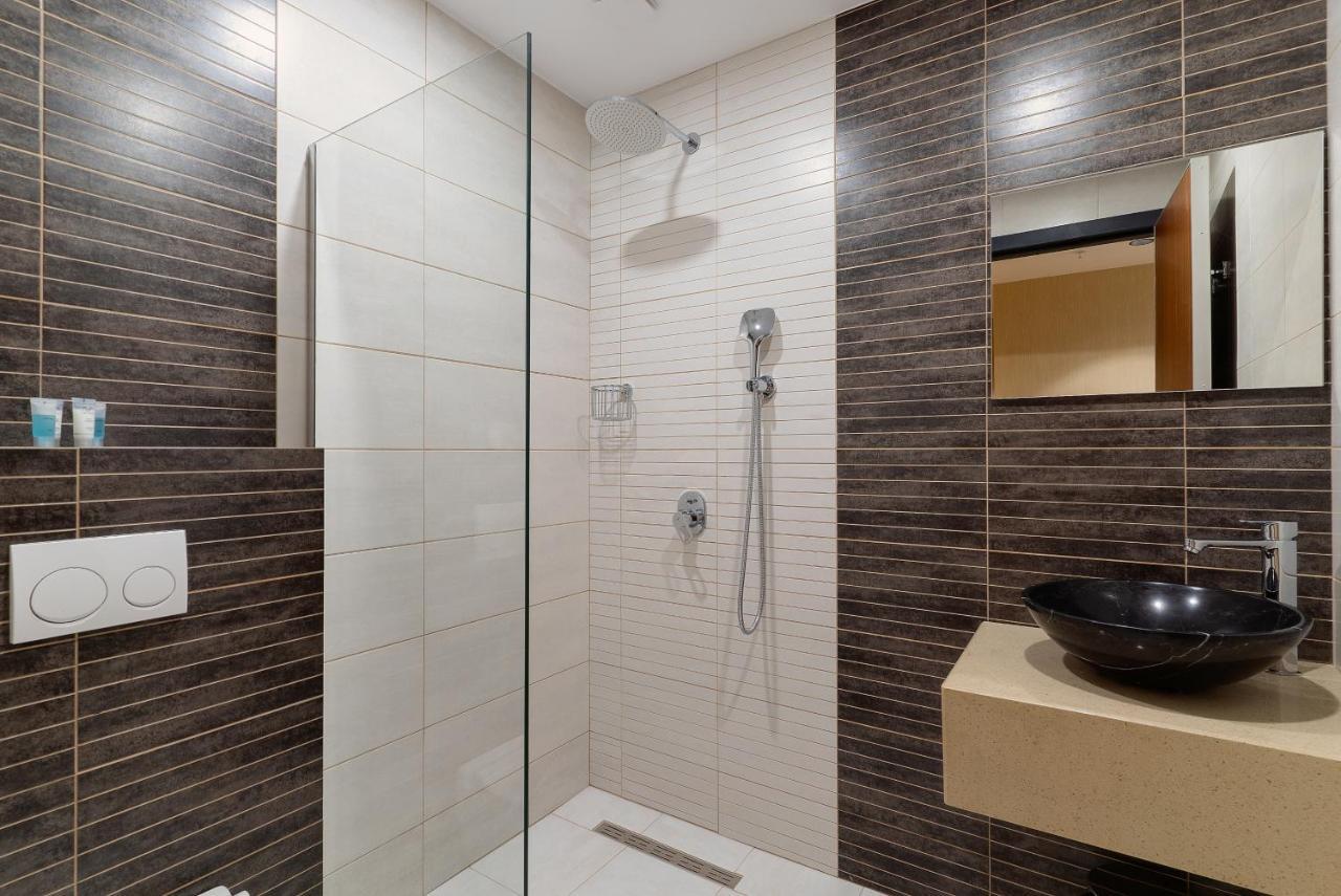 Cozy Loft Hotel Batumi Bagian luar foto