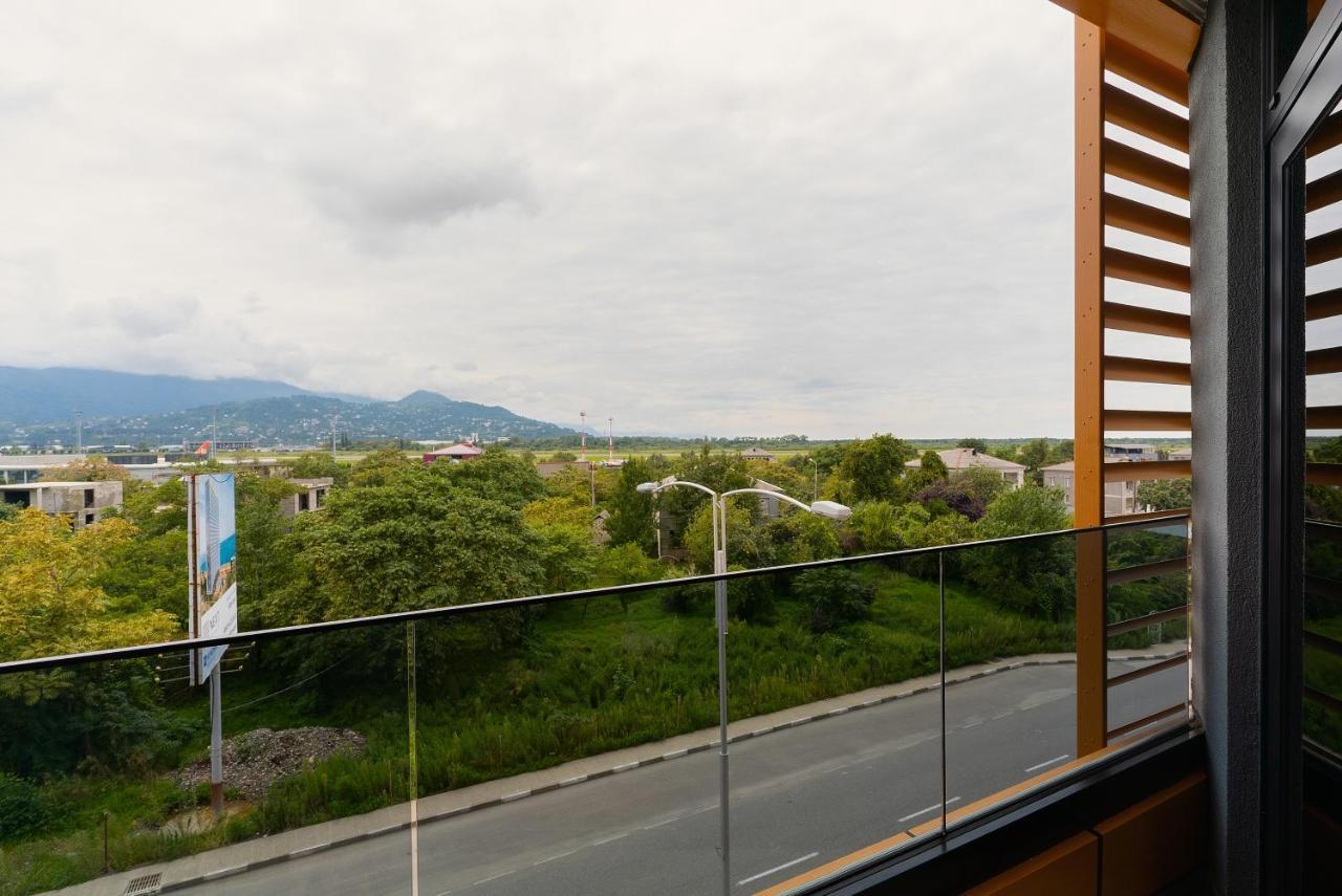 Cozy Loft Hotel Batumi Bagian luar foto