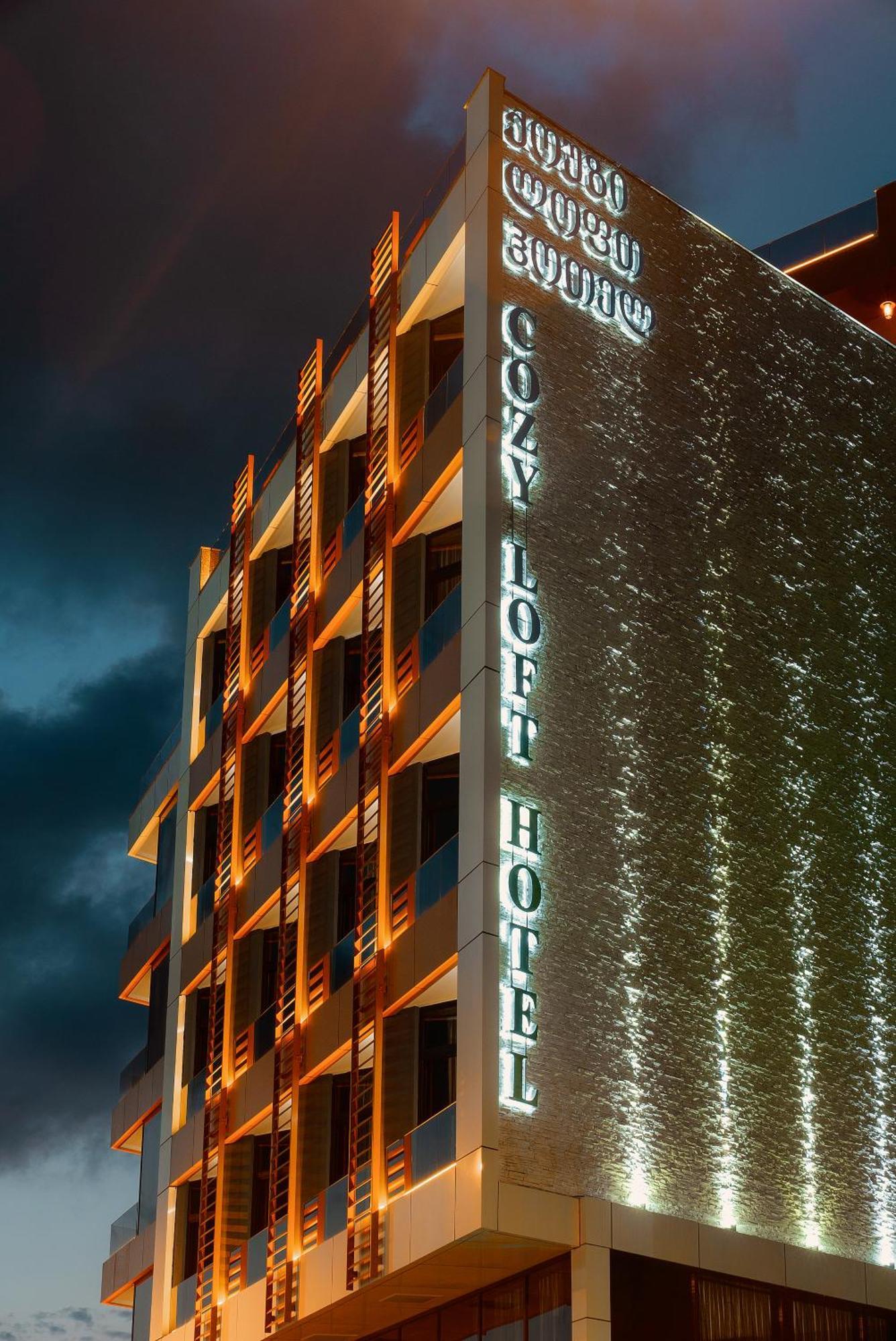 Cozy Loft Hotel Batumi Bagian luar foto